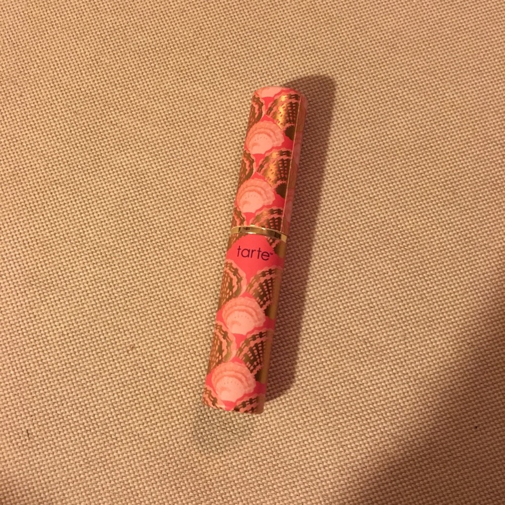 NWOT Tarte Quench Lip Rescue